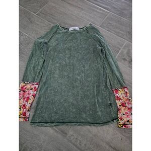 Women's Able Long Sleeve Tee Green Acid Wash Heathered Floral Size Small Boho